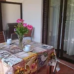 Dakis Studios كيري